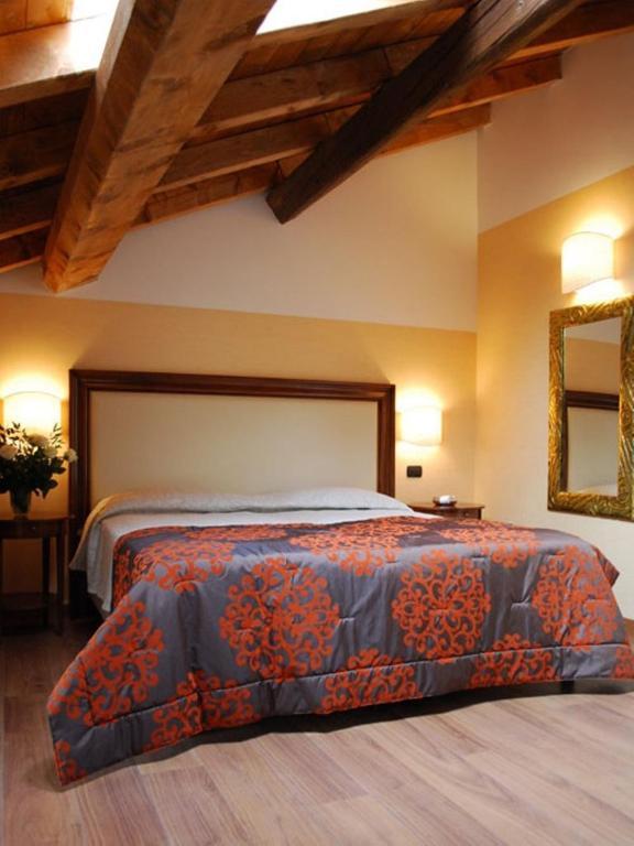 Hotel Cascina Marisa Opera